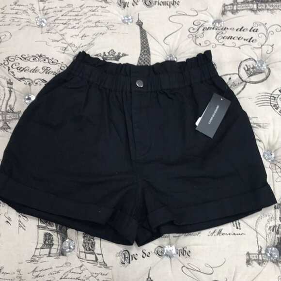 Danielle Bernstein Paperbag Waist Shorts - Picture 2 of 6